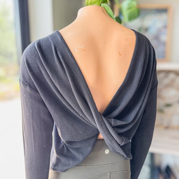 Athleta, Presence Twist Ribbed Black Sweatshirt  Top, Women’s Size X-Small - Picture 4 of 7